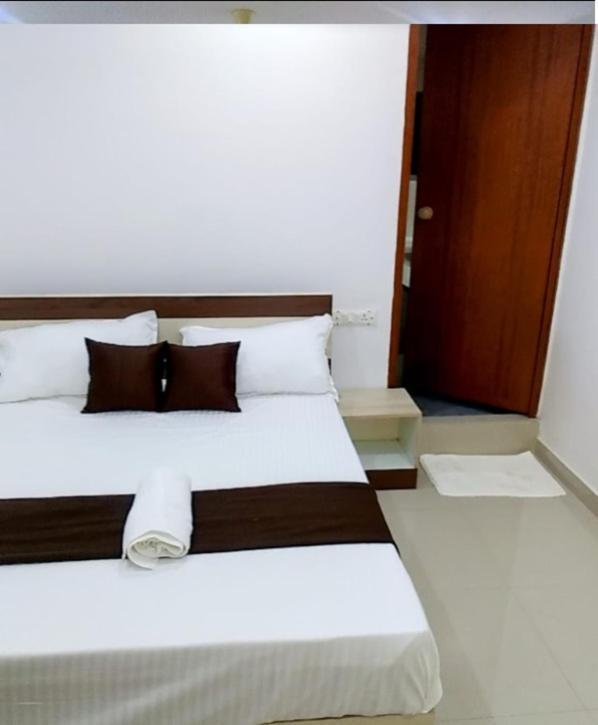 Tharavad Residency Iritti Exterior foto